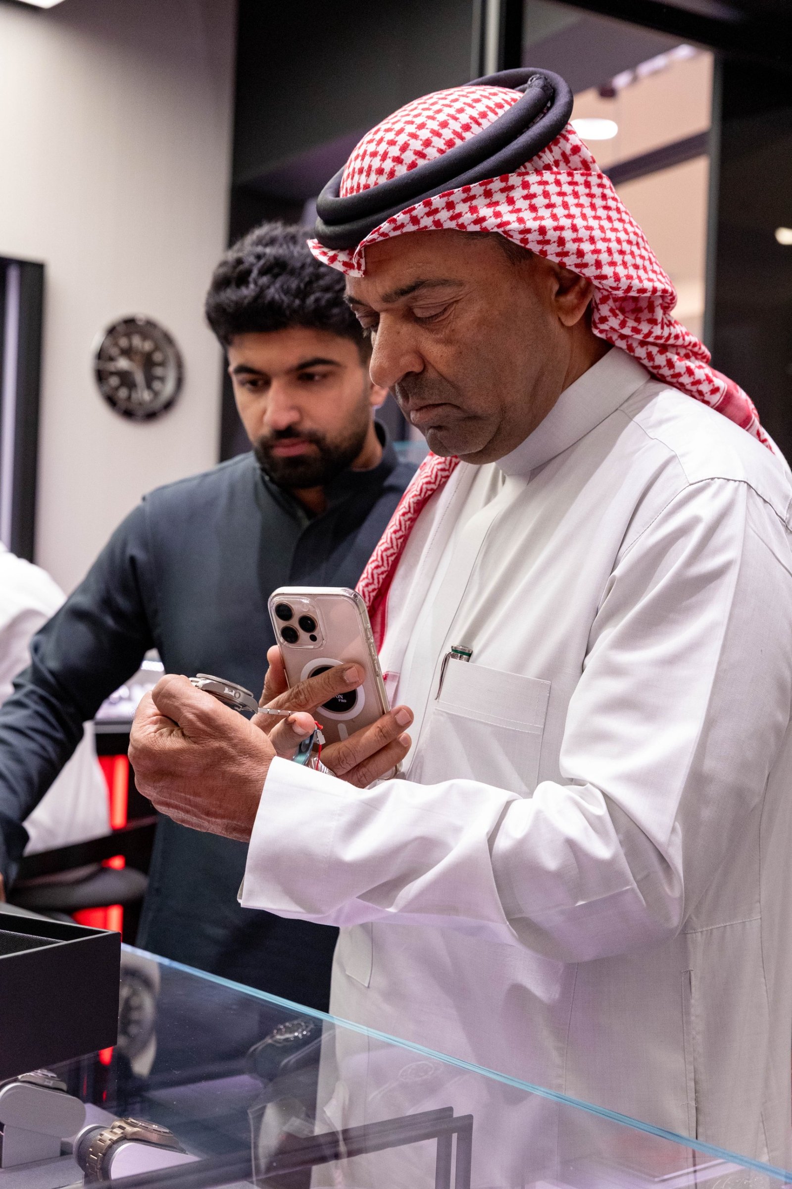صديق ومحمد عطار