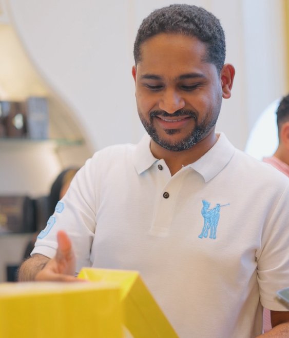 البيت الإماراتي للعود