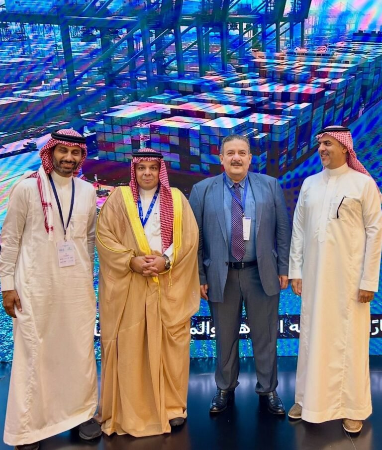 أجنحة الظافر